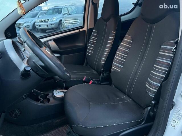 Белый Ситроен С1, объемом двигателя 1 л и пробегом 163 тыс. км за 5690 $, фото 17 на Automoto.ua