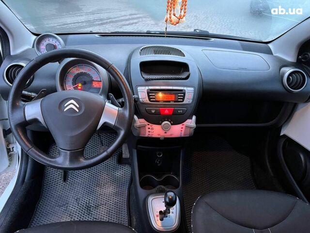 Белый Ситроен С1, объемом двигателя 1 л и пробегом 163 тыс. км за 5690 $, фото 28 на Automoto.ua