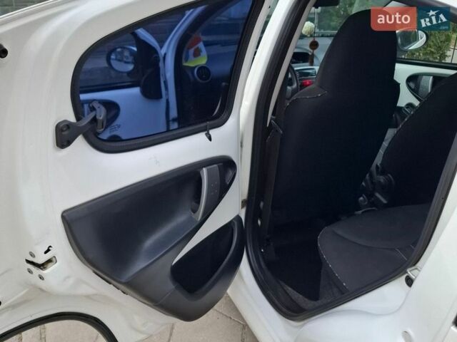 Білий Сітроен С1, об'ємом двигуна 1 л та пробігом 115 тис. км за 5800 $, фото 7 на Automoto.ua