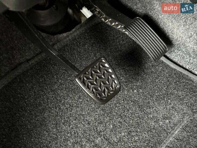 Белый Ситроен С1, объемом двигателя 1 л и пробегом 124 тыс. км за 6000 $, фото 29 на Automoto.ua