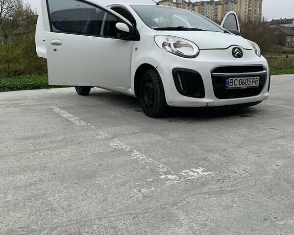 Белый Ситроен С1, объемом двигателя 1 л и пробегом 163 тыс. км за 5500 $, фото 6 на Automoto.ua
