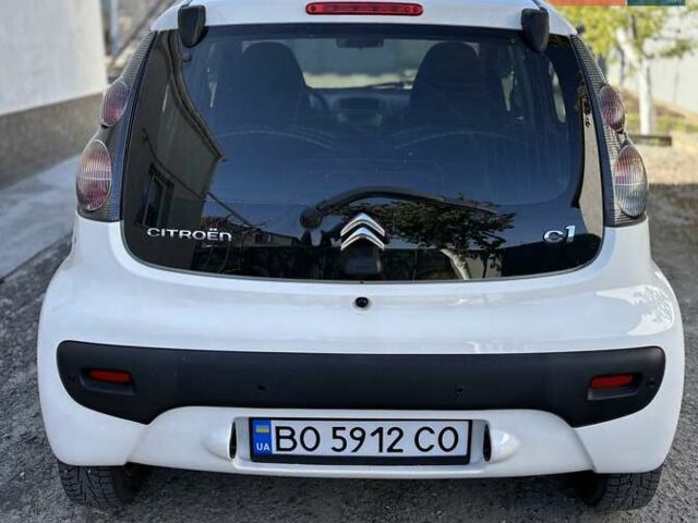 Ситроен С1 2012 в Тернополе на Automoto.ua Белый Ситроен С1, объемом двигателя 1 л и пробегом 85 тыс. км за 6500 $, фото 2 на Automoto.ua