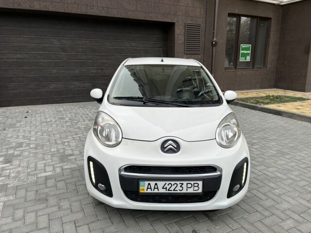 Білий Сітроен С1, об'ємом двигуна 1 л та пробігом 117 тис. км за 5700 $, фото 2 на Automoto.ua