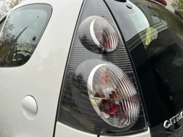 Білий Сітроен С1, об'ємом двигуна 1 л та пробігом 117 тис. км за 5700 $, фото 8 на Automoto.ua