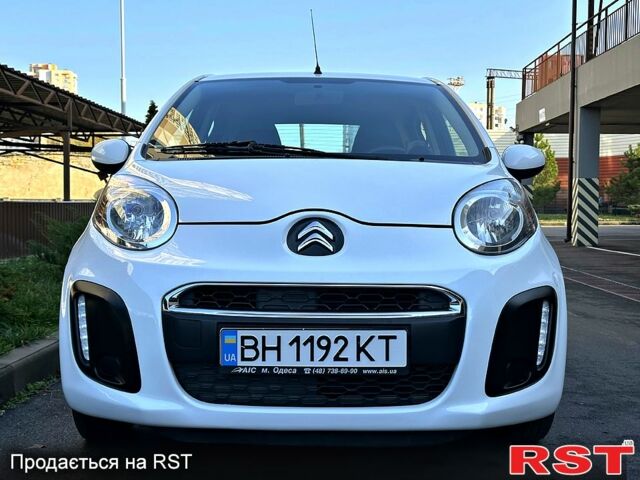 Белый Ситроен С1, объемом двигателя 1 л и пробегом 124 тыс. км за 6000 $, фото 1 на Automoto.ua