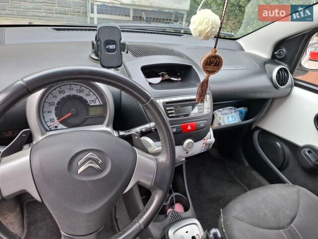 Білий Сітроен С1, об'ємом двигуна 1 л та пробігом 115 тис. км за 5800 $, фото 2 на Automoto.ua