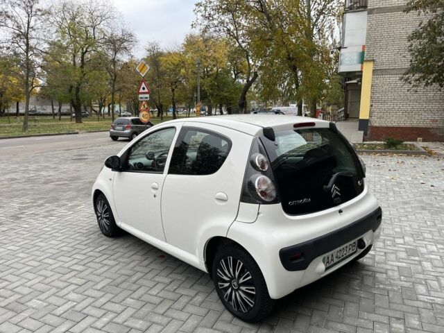 Білий Сітроен С1, об'ємом двигуна 1 л та пробігом 117 тис. км за 5700 $, фото 5 на Automoto.ua