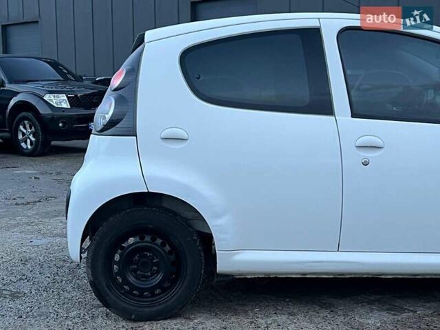 Белый Ситроен С1, объемом двигателя 1 л и пробегом 163 тыс. км за 5690 $, фото 9 на Automoto.ua