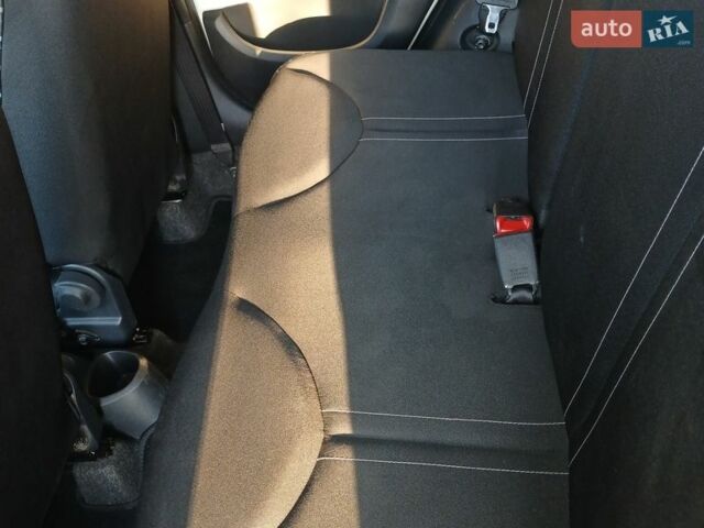 Белый Ситроен С1, объемом двигателя 1 л и пробегом 108 тыс. км за 6200 $, фото 15 на Automoto.ua