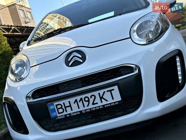 Білий Сітроен С1, об'ємом двигуна 1 л та пробігом 124 тис. км за 5800 $, фото 1 на Automoto.ua