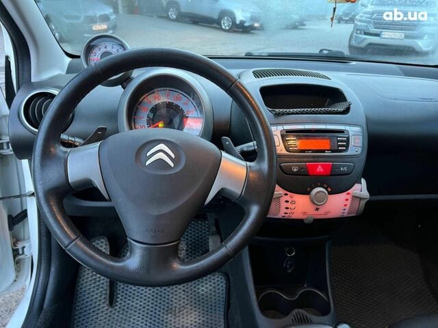 Белый Ситроен С1, объемом двигателя 1 л и пробегом 163 тыс. км за 5690 $, фото 21 на Automoto.ua