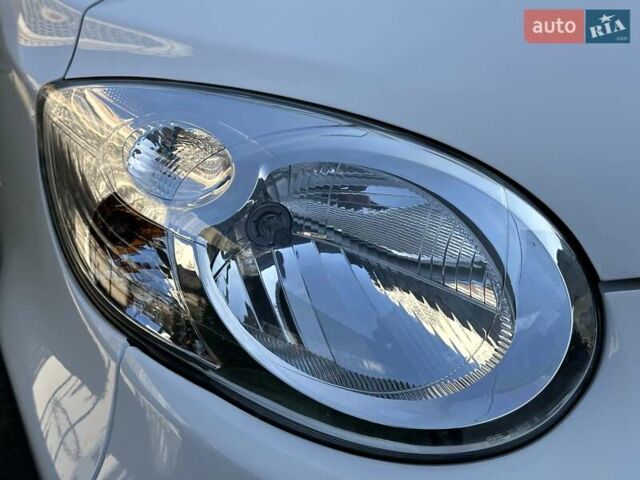 Белый Ситроен С1, объемом двигателя 1 л и пробегом 124 тыс. км за 6000 $, фото 7 на Automoto.ua