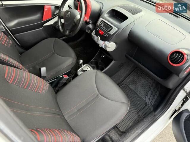 Білий Сітроен С1, об'ємом двигуна 1 л та пробігом 206 тис. км за 4999 $, фото 4 на Automoto.ua