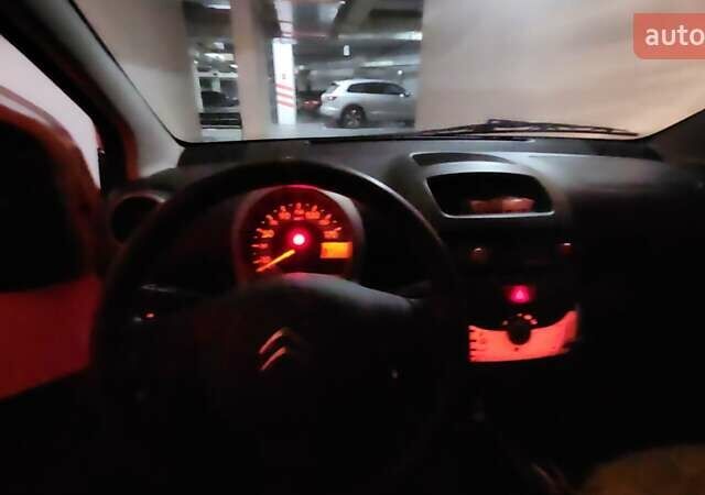 Белый Ситроен С1, объемом двигателя 1 л и пробегом 29 тыс. км за 5300 $, фото 3 на Automoto.ua