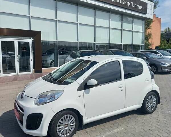 Білий Сітроен С1, об'ємом двигуна 1 л та пробігом 68 тис. км за 5600 $, фото 2 на Automoto.ua