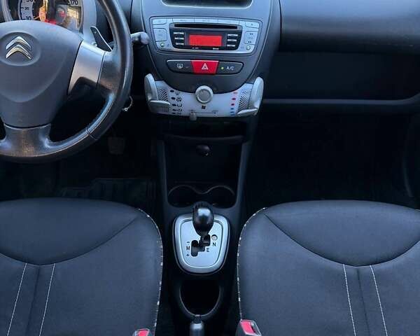 Ситроен С1 2013 в Киеве на Automoto.ua Белый Ситроен С1, объемом двигателя 1 л и пробегом 100 тыс. км за 4100 $, фото 19 на Automoto.ua