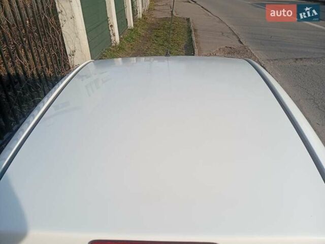 Белый Ситроен С1, объемом двигателя 1 л и пробегом 178 тыс. км за 5800 $, фото 20 на Automoto.ua