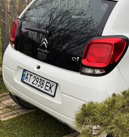 Белый Ситроен С1, объемом двигателя 1 л и пробегом 200 тыс. км за 6800 $, фото 49 на Automoto.ua