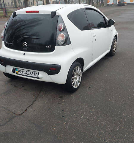 Білий Сітроен С1, об'ємом двигуна 1 л та пробігом 45 тис. км за 5500 $, фото 5 на Automoto.ua