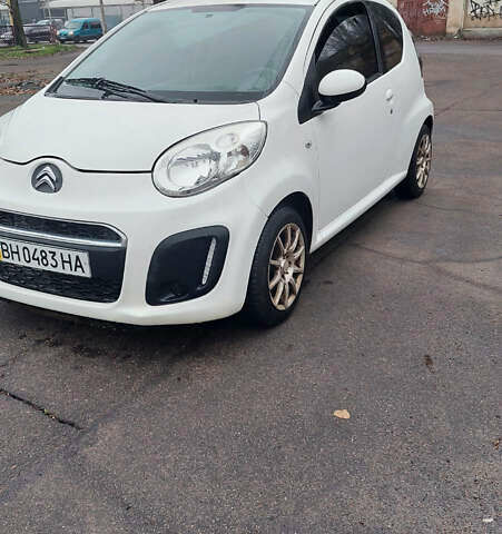 Білий Сітроен С1, об'ємом двигуна 1 л та пробігом 45 тис. км за 5500 $, фото 2 на Automoto.ua