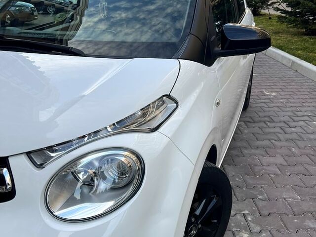 Білий Сітроен С1, об'ємом двигуна 1 л та пробігом 68 тис. км за 10000 $, фото 1 на Automoto.ua