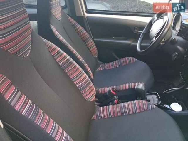 Белый Ситроен С1, объемом двигателя 1 л и пробегом 46 тыс. км за 10800 $, фото 14 на Automoto.ua