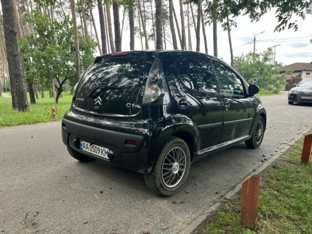 Черный Ситроен С1, объемом двигателя 1 л и пробегом 170 тыс. км за 3500 $, фото 2 на Automoto.ua
