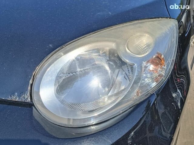 Черный Ситроен С1, объемом двигателя 1 л и пробегом 238 тыс. км за 4490 $, фото 3 на Automoto.ua