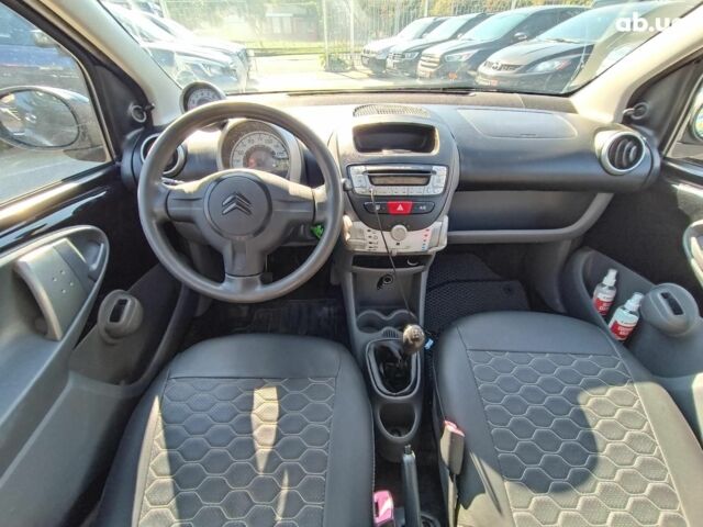 Черный Ситроен С1, объемом двигателя 1 л и пробегом 238 тыс. км за 4490 $, фото 11 на Automoto.ua