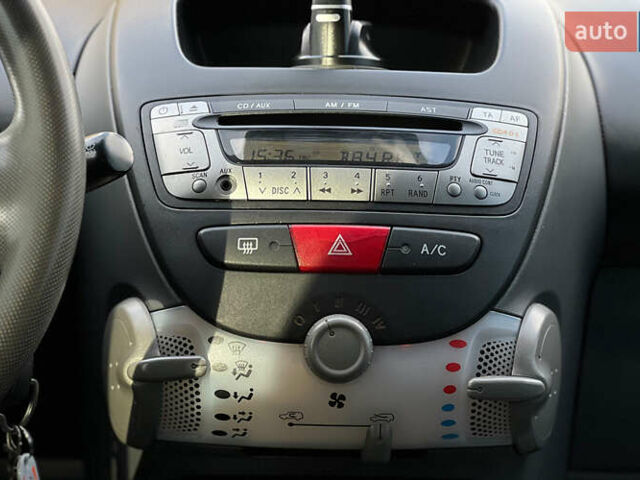 Сітроен С1 2011 у Львові на Automoto.ua Чорний Сітроен С1, об'ємом двигуна 1 л та пробігом 148 тис. км за 4900 $, фото 10 на Automoto.ua