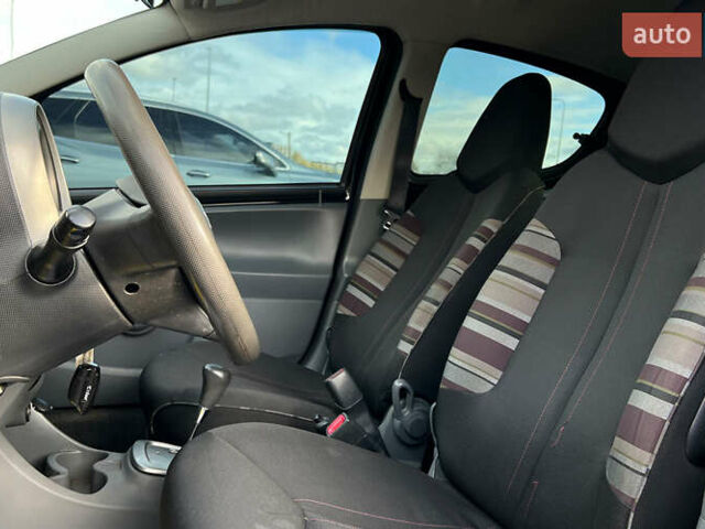 Сітроен С1 2011 у Львові на Automoto.ua Чорний Сітроен С1, об'ємом двигуна 1 л та пробігом 148 тис. км за 4900 $, фото 6 на Automoto.ua