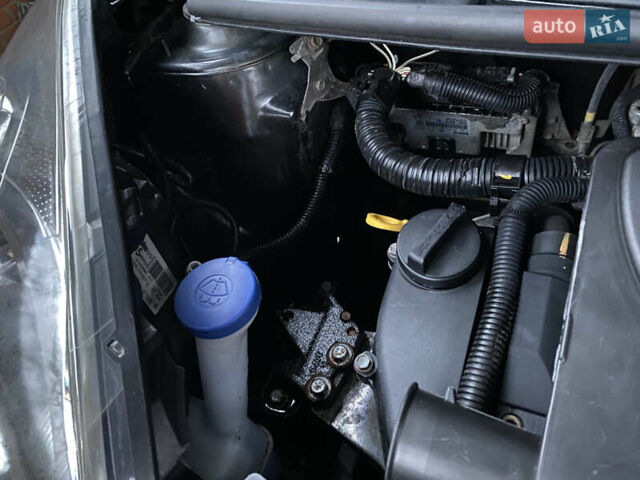 Чорний Сітроен С1, об'ємом двигуна 1 л та пробігом 158 тис. км за 5700 $, фото 31 на Automoto.ua