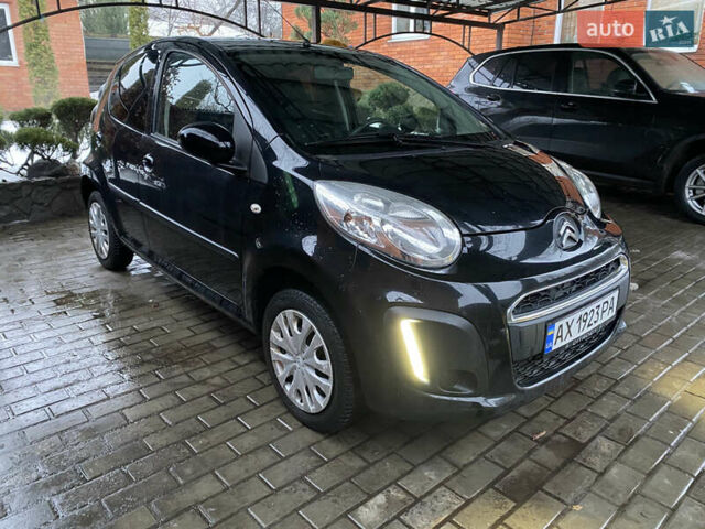 Чорний Сітроен С1, об'ємом двигуна 1 л та пробігом 158 тис. км за 5700 $, фото 2 на Automoto.ua