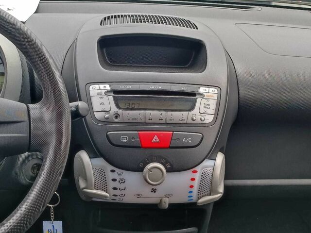 Чорний Сітроен С1, об'ємом двигуна 1 л та пробігом 158 тис. км за 5990 $, фото 14 на Automoto.ua