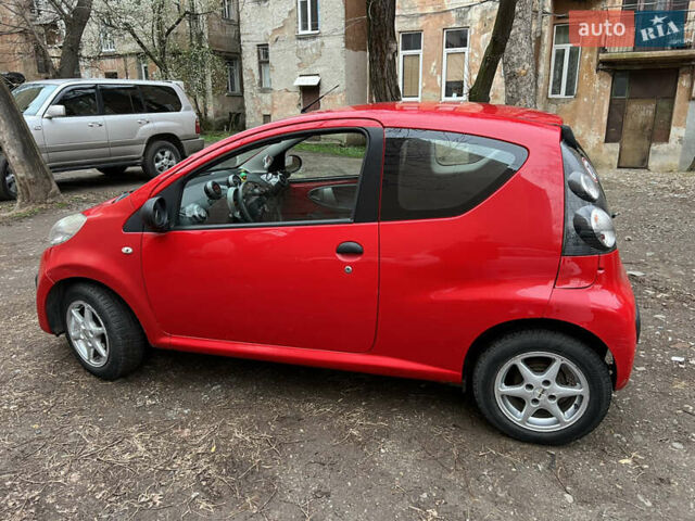Красный Ситроен С1, объемом двигателя 1 л и пробегом 189 тыс. км за 3800 $, фото 2 на Automoto.ua