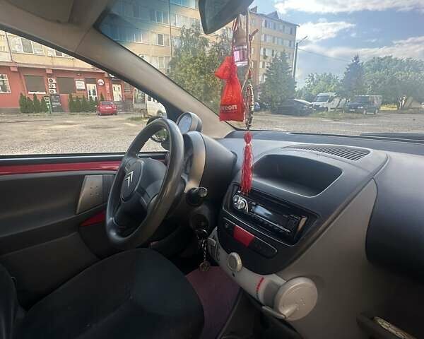 Красный Ситроен С1, объемом двигателя 1 л и пробегом 293 тыс. км за 4500 $, фото 11 на Automoto.ua