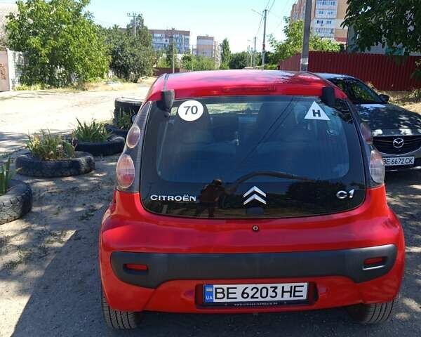Червоний Сітроен С1, об'ємом двигуна 1 л та пробігом 180 тис. км за 5000 $, фото 13 на Automoto.ua