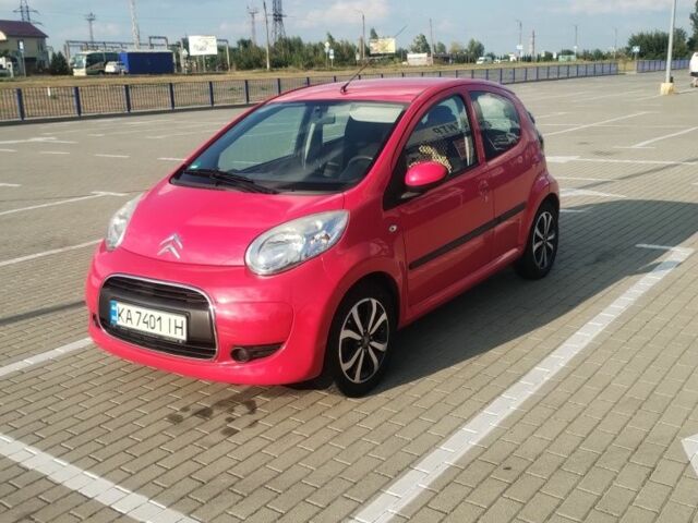 Червоний Сітроен С1, об'ємом двигуна 1 л та пробігом 200 тис. км за 3500 $, фото 1 на Automoto.ua