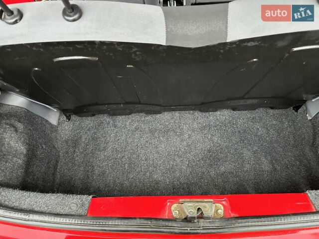 Красный Ситроен С1, объемом двигателя 1 л и пробегом 110 тыс. км за 4300 $, фото 18 на Automoto.ua