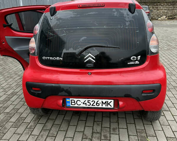 Красный Ситроен С1, объемом двигателя 1 л и пробегом 110 тыс. км за 4300 $, фото 1 на Automoto.ua