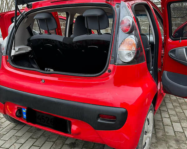 Красный Ситроен С1, объемом двигателя 1 л и пробегом 110 тыс. км за 4300 $, фото 13 на Automoto.ua