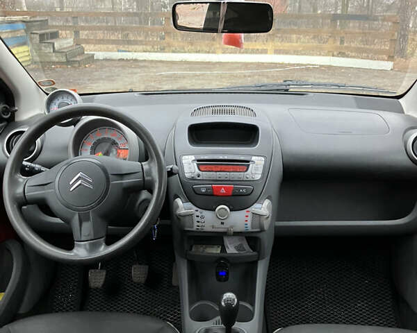 Червоний Сітроен С1, об'ємом двигуна 1 л та пробігом 192 тис. км за 3900 $, фото 16 на Automoto.ua