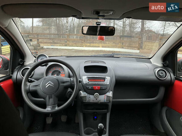 Червоний Сітроен С1, об'ємом двигуна 1 л та пробігом 192 тис. км за 3900 $, фото 18 на Automoto.ua