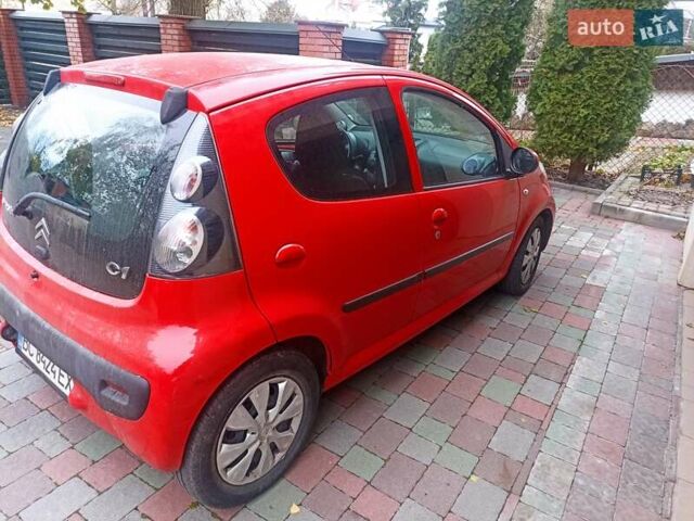 Красный Ситроен С1, объемом двигателя 1 л и пробегом 125 тыс. км за 5200 $, фото 5 на Automoto.ua