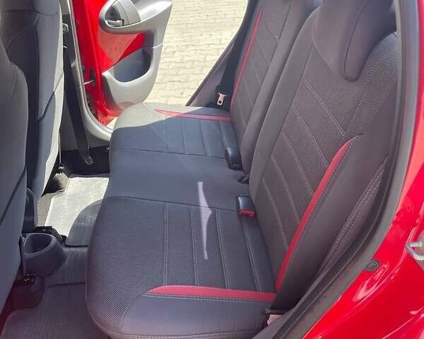 Червоний Сітроен С1, об'ємом двигуна 1 л та пробігом 120 тис. км за 5650 $, фото 75 на Automoto.ua