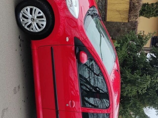 Червоний Сітроен С1, об'ємом двигуна 1 л та пробігом 157 тис. км за 4200 $, фото 2 на Automoto.ua