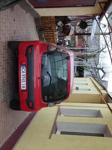 Червоний Сітроен С1, об'ємом двигуна 1 л та пробігом 157 тис. км за 4150 $, фото 1 на Automoto.ua