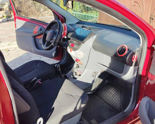 Червоний Сітроен С1, об'ємом двигуна 1 л та пробігом 285 тис. км за 4000 $, фото 14 на Automoto.ua