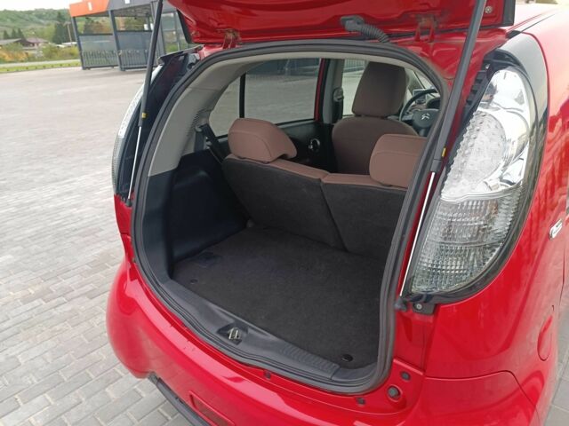 Красный Ситроен С1, объемом двигателя 0 л и пробегом 102 тыс. км за 4200 $, фото 14 на Automoto.ua