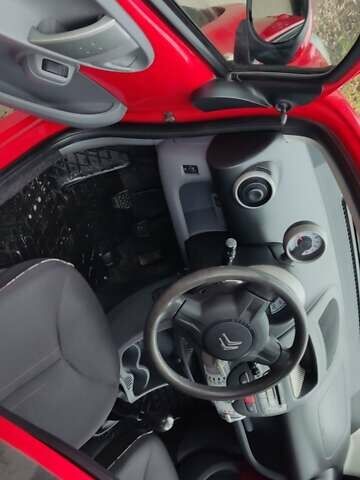 Червоний Сітроен С1, об'ємом двигуна 1 л та пробігом 157 тис. км за 4150 $, фото 4 на Automoto.ua